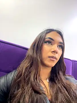 Nikol Rang   online show from 10-02-25, 07:17