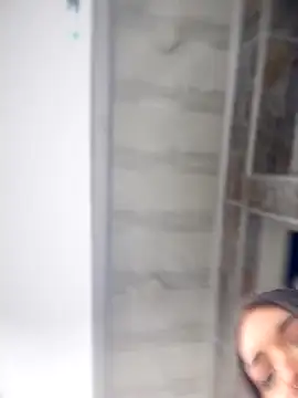 Nikol Rang   online show from 10-22-25, 08:52