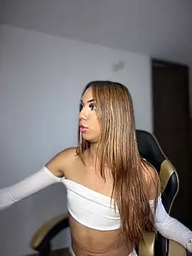 Nikol Rang   online show from 04-10-26, 07:10