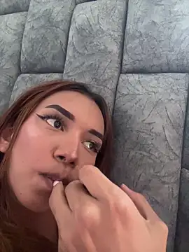 Nikol Rang   online show from 03-12-26, 06:45