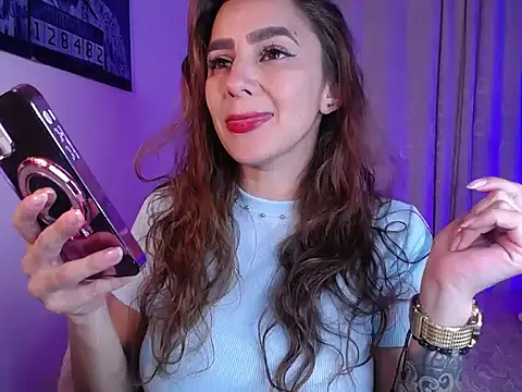 Lu perez online show from 02-04-26, 02:17