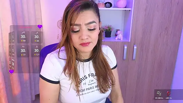 Snapshot of Lu_perez chatting on 06-17-26, 01:32 Lu perez online show from 06-17-26, 01:32