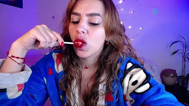 Lu perez online show from 11-21-25, 10:42