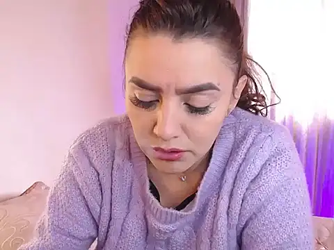 Lu perez online show from 10-14-25, 05:13