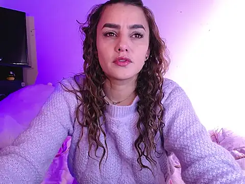 Lu perez online show from 10-22-25, 05:01