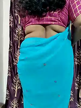 Snapshot of bhuvana555 chatting on 02-25-25, 06:01 bhuvana555 online show from 02-25-25, 06:01