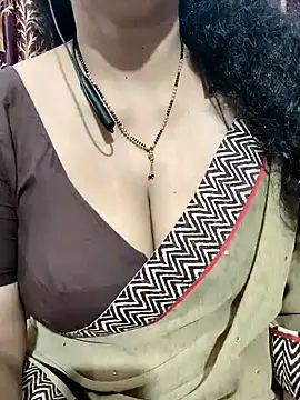 Snapshot of bhuvana555 chatting on 02-28-25, 08:07 bhuvana555 online show from 02-28-25, 08:07