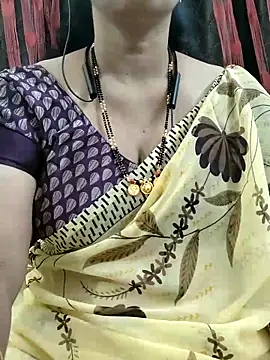 Snapshot of bhuvana555 chatting on 09-24-25, 05:19 bhuvana555 online show from 09-24-25, 05:19