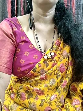 Snapshot of bhuvana555 chatting on 09-10-25, 05:28 bhuvana555 online show from 09-10-25, 05:28