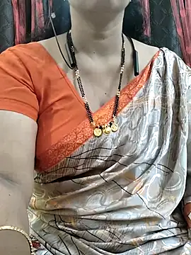 Snapshot of bhuvana555 chatting on 09-22-25, 04:35 bhuvana555 online show from 09-22-25, 04:35