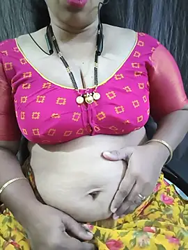 Snapshot of bhuvana555 chatting on 07-09-26, 05:12 bhuvana555 online show from 07-09-26, 05:12