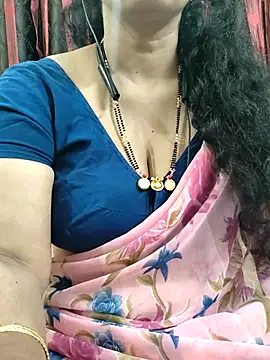 Snapshot of bhuvana555 chatting on 10-18-25, 05:26 bhuvana555 online show from 10-18-25, 05:26