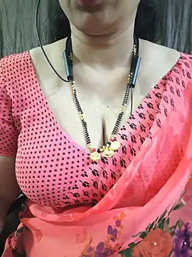 Snapshot of bhuvana555 chatting on 06-30-26, 05:35 bhuvana555 online show from 06-30-26, 05:35