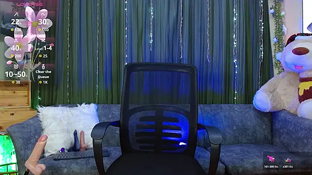 oriana thomson2 online show from 11-21-25, 10:31