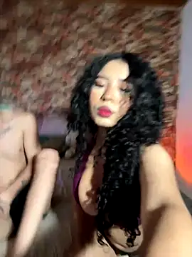 G Poseidon y Cloe online show from 11-23-25, 09:58