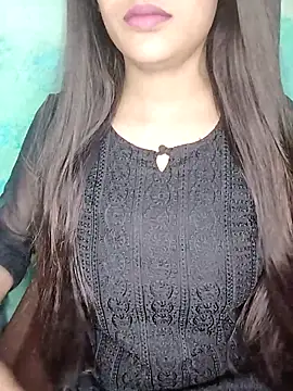 Snapshot of Sreya213 chatting on 10-17-25, 04:38 Sreya213 online show from 10-17-25, 04:38