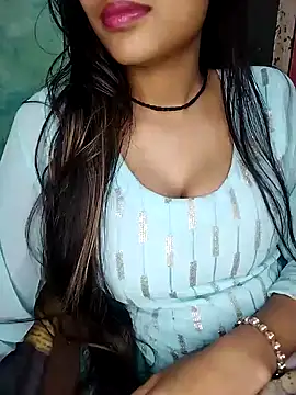 Snapshot of Sreya213 chatting on 01-10-25, 03:37 Sreya213 online show from 01-10-25, 03:37