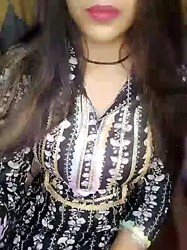 Snapshot of Sreya213 chatting on 12-05-24, 02:50 Sreya213 online show from 12-05-24, 02:50
