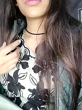 Snapshot of Sreya213 chatting on 12-07-24, 05:10 Sreya213 online show from 12-07-24, 05:10
