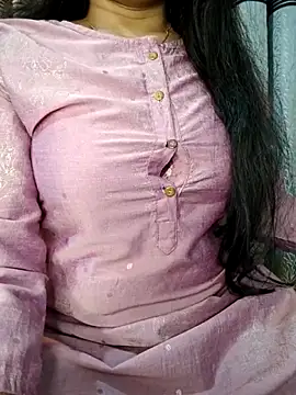 Snapshot of Rina777o chatting on 06-15-26, 06:18 Rina777o online show from 06-15-26, 06:18