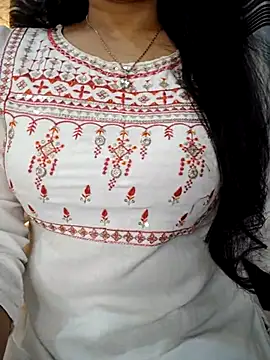 Snapshot of Rina777o chatting on 06-21-26, 05:41 Rina777o online show from 06-21-26, 05:41