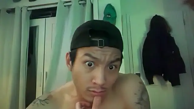 hot shot 13 online show from 11-12-25, 01:26