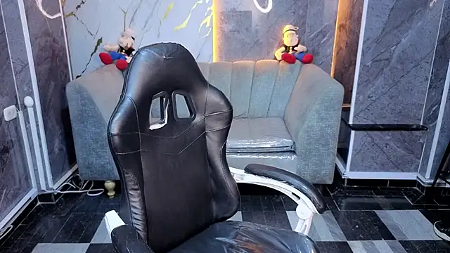 Violeth b online show from 04-14-26, 12:43