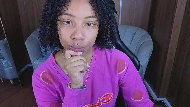 Violeth b online show from 02-16-26, 12:26