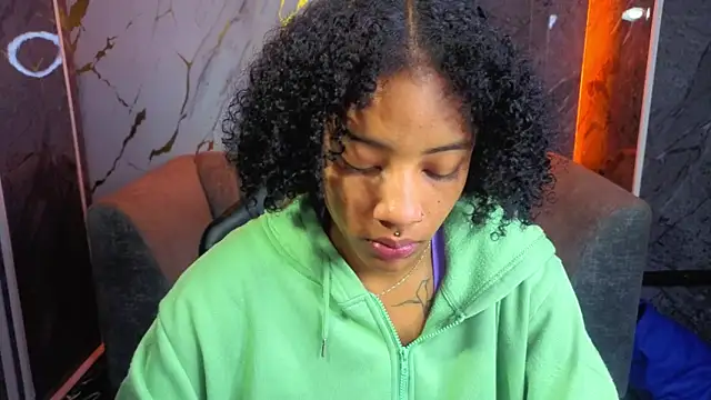 Violeth b online show from 11-14-25, 12:53