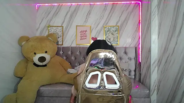 Violeth b online show from 09-19-25, 12:53