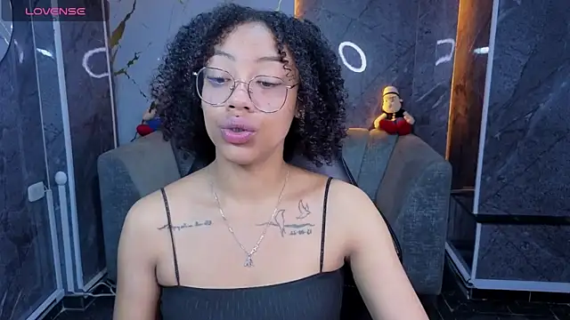 Violeth b online show from 05-21-26, 12:57