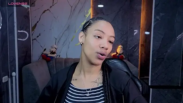 Violeth b online show from 05-04-26, 01:14