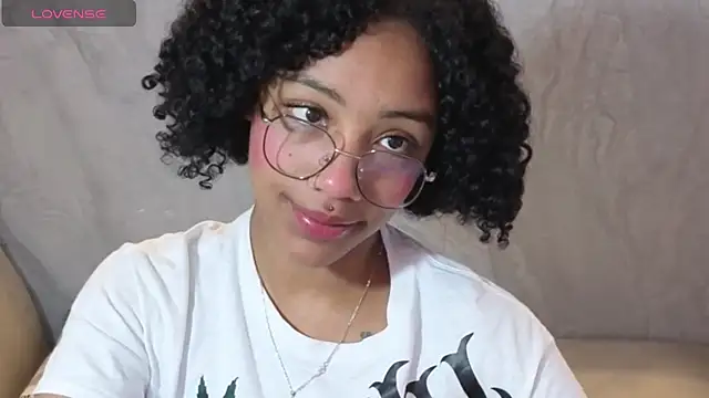 Violeth b online show from 10-15-25, 12:46