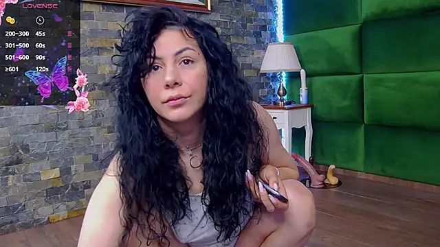 Snapshot of SelenSummer chatting on 04-22-26, 03:57 SelenSummer online show from 04-22-26, 03:57