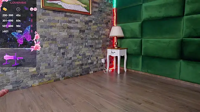 Snapshot of SelenSummer chatting on 02-26-26, 08:09 SelenSummer online show from 02-26-26, 08:09