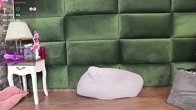 SelenSummer online show from 10-12-25, 07:04