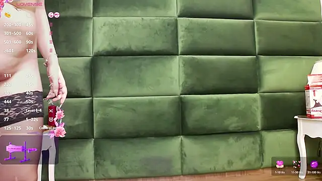 SelenSummer online show from 10-31-25, 08:05