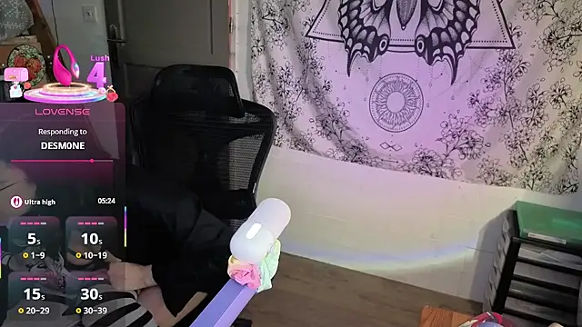 Snapshot of LisandreLaVenale chatting on 02-09-26, 10:19 LisandreLaVenale online show from 02-09-26, 10:19