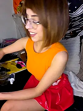 LisandreLaVenale online show from 10-06-25, 10:54