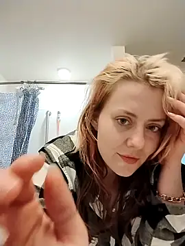 SkarlettRose96 online show from 02-11-26, 06:30