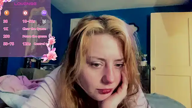 SkarlettRose96 online show from 10-28-25, 11:09