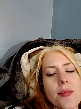 SkarlettRose96 online show from 11-03-25, 07:46