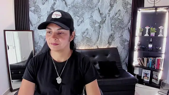 Carlota milf 30 online show from 03-29-26, 03:57