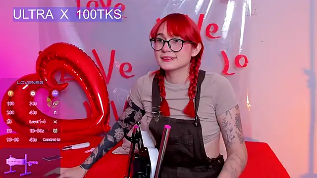 Snapshot of sofia218 chatting on 02-19-25, 04:22 sofia218 online show from 02-19-25, 04:22