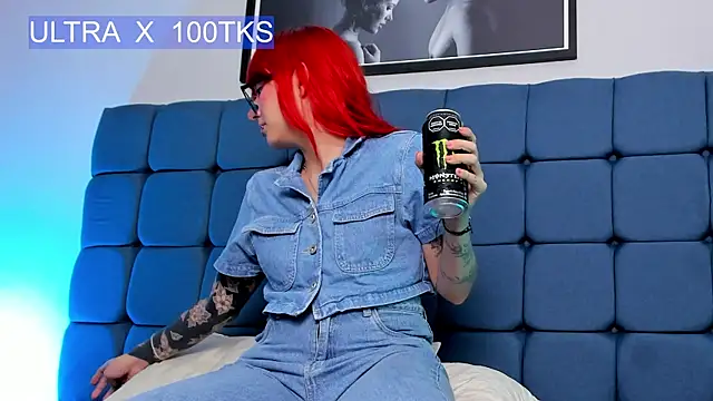 Snapshot of sofia218 chatting on 02-11-25, 07:16 sofia218 online show from 02-11-25, 07:16