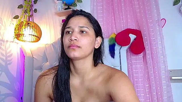 Alison Wiley online show from 06-27-26, 04:07