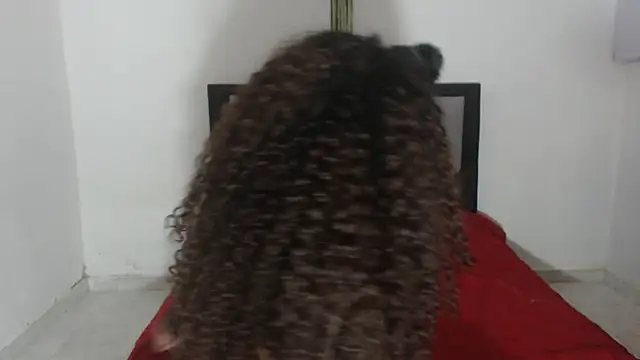 kalipso n-jones online show from 10-31-25, 02:35