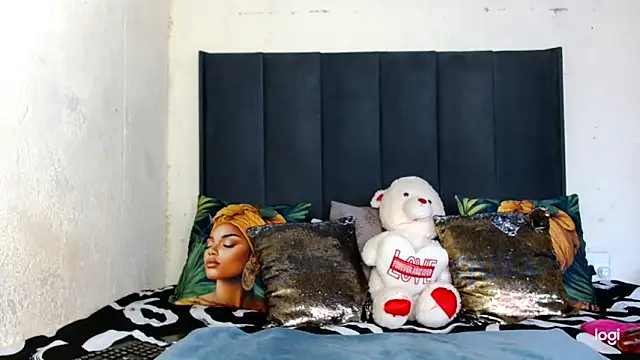 quenliyasa online show from 04-14-26, 11:04