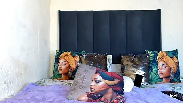 quenliyasa online show from 04-05-26, 01:18