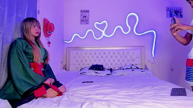 dafnezahiraa  online show from 11-06-25, 04:05